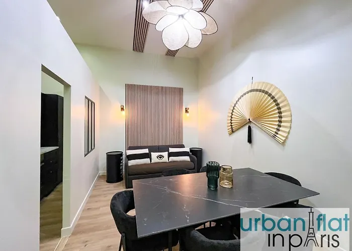 Urbanflat 05 - Courtyard In *