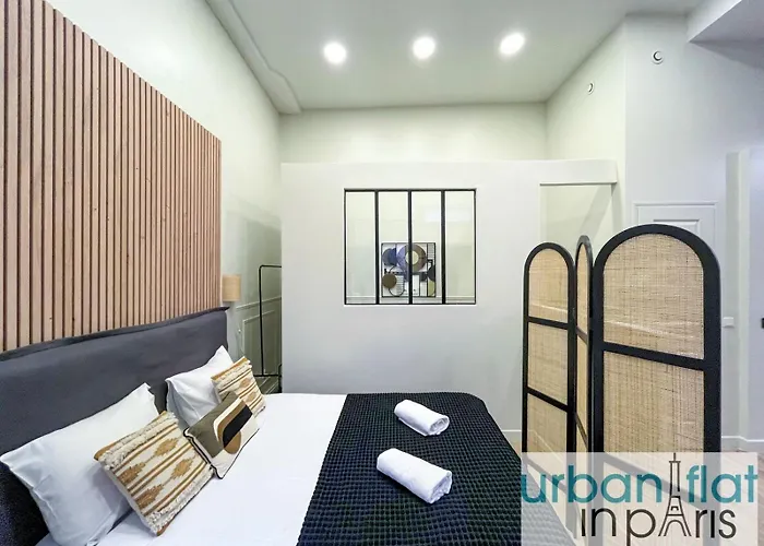 Urbanflat 05 - Courtyard In *