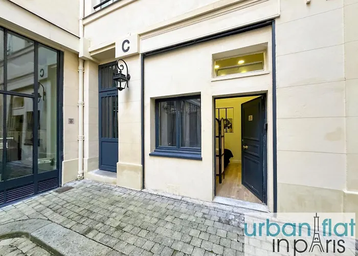 Urbanflat 05 - Courtyard In Paris